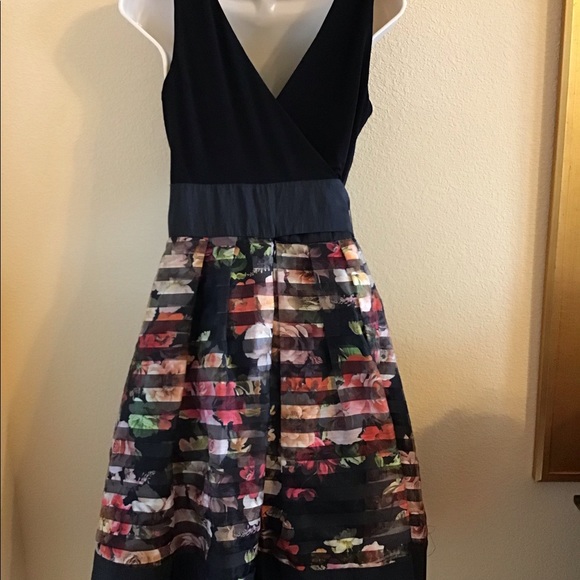 Pretty Special occasion dress $49 - Picture 5 of 6